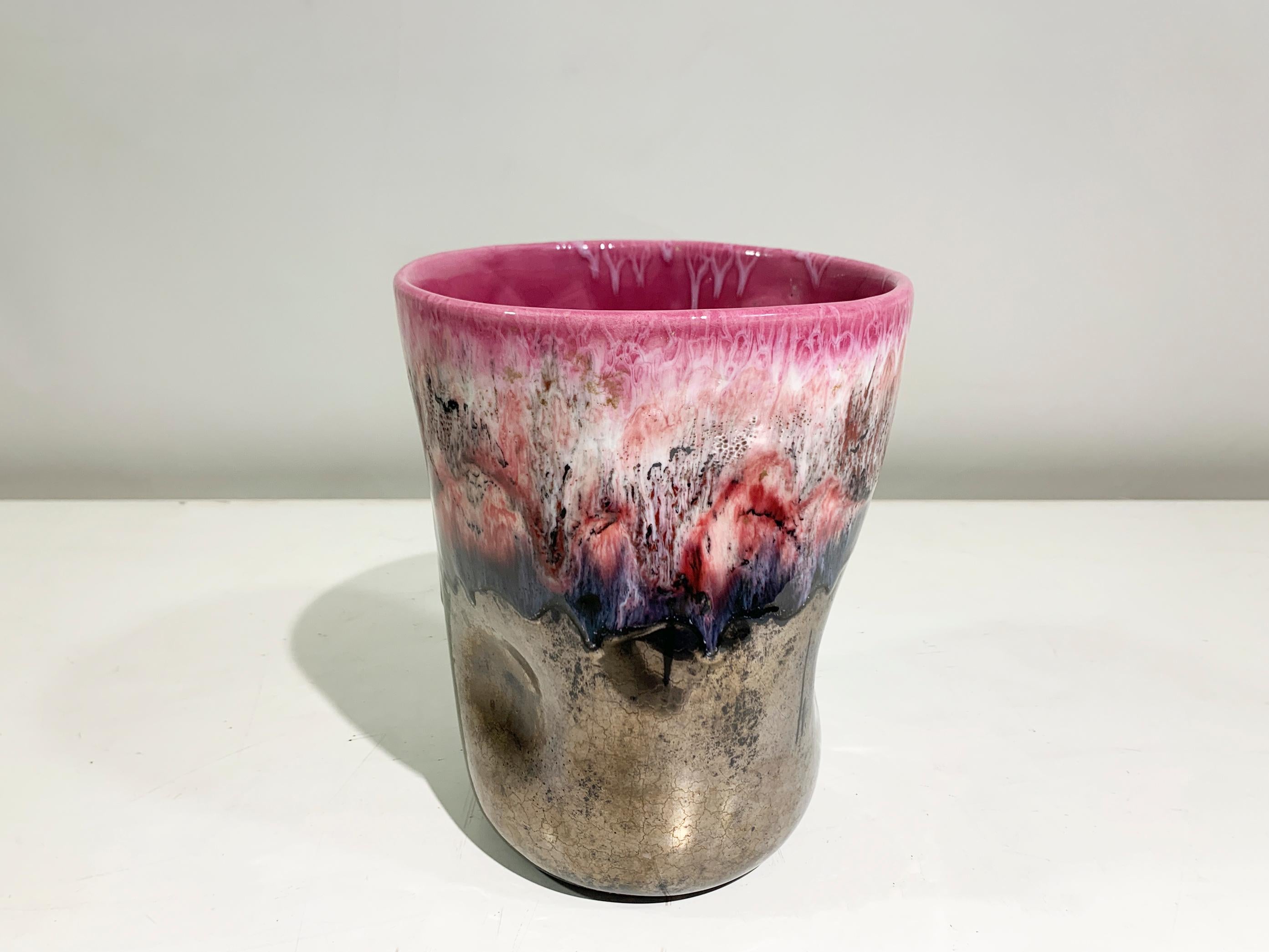 Vernissé Vase en céramique émaillée du milieu du 20e siècle, France, vers les années 1950 en vente