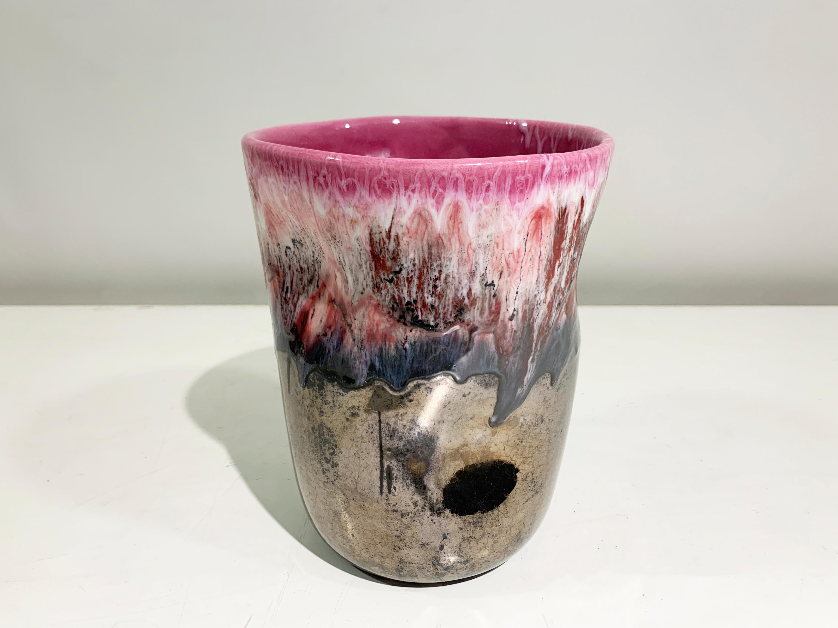 Vase en céramique émaillée du milieu du 20e siècle, France, vers les années 1950 Bon état - En vente à Beirut, LB