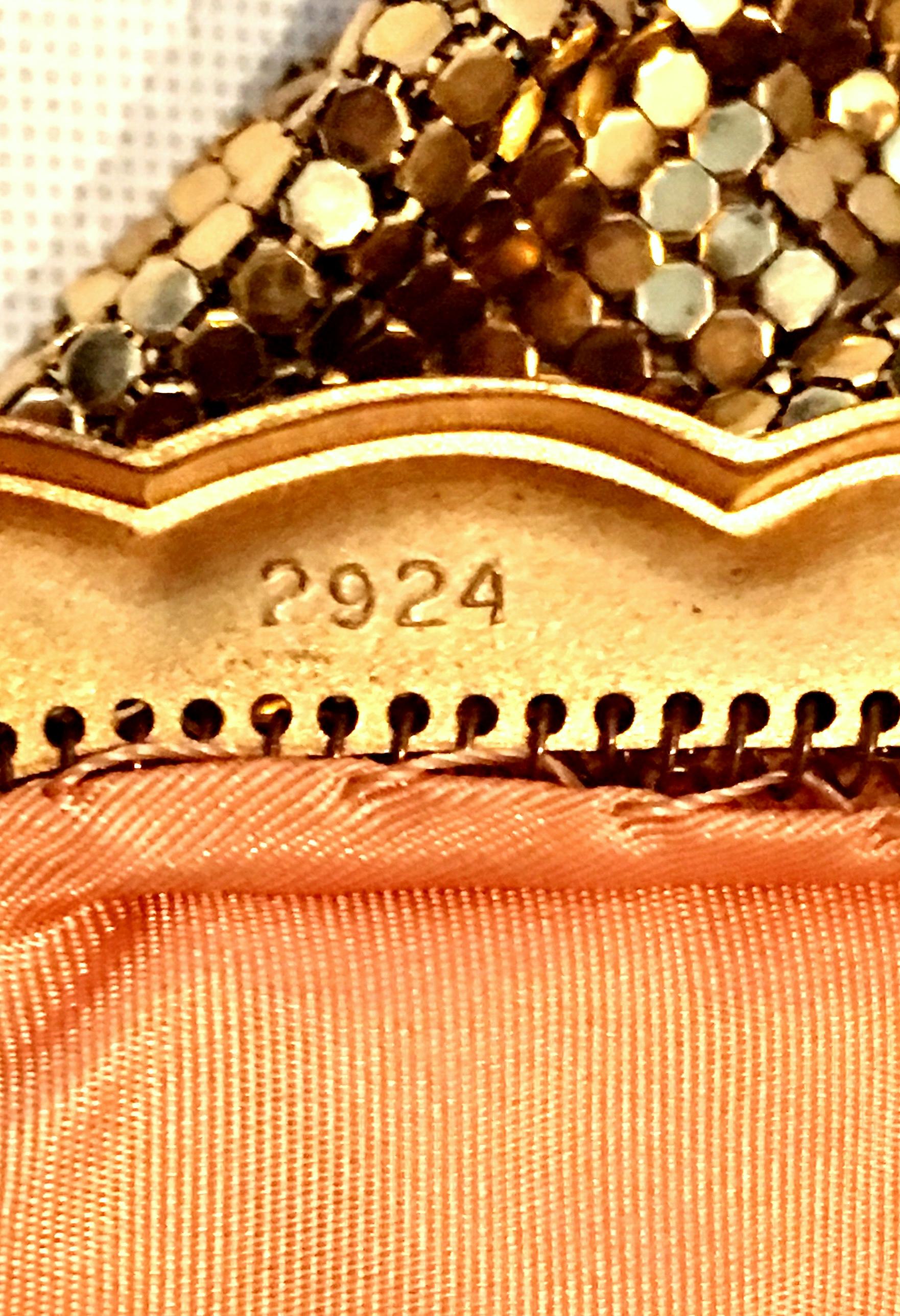 Goldene Metallnetz-Abendtasche aus der Mitte des 20. Jahrhunderts von:: Whiting & Davis 13