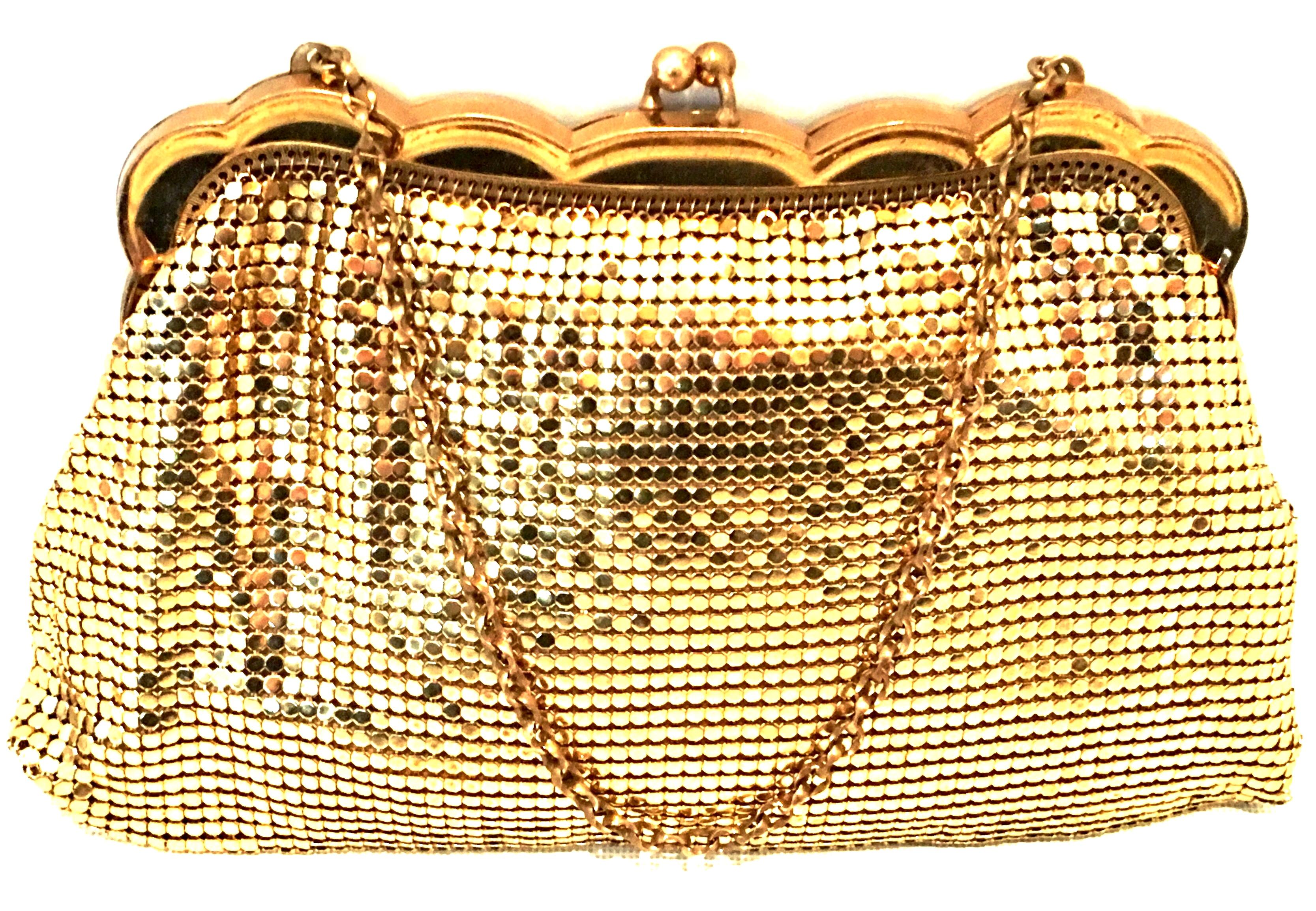 Goldene Metallnetz-Abendtasche aus der Mitte des 20. Jahrhunderts von:: Whiting & Davis im Zustand „Gut“ in West Palm Beach, FL