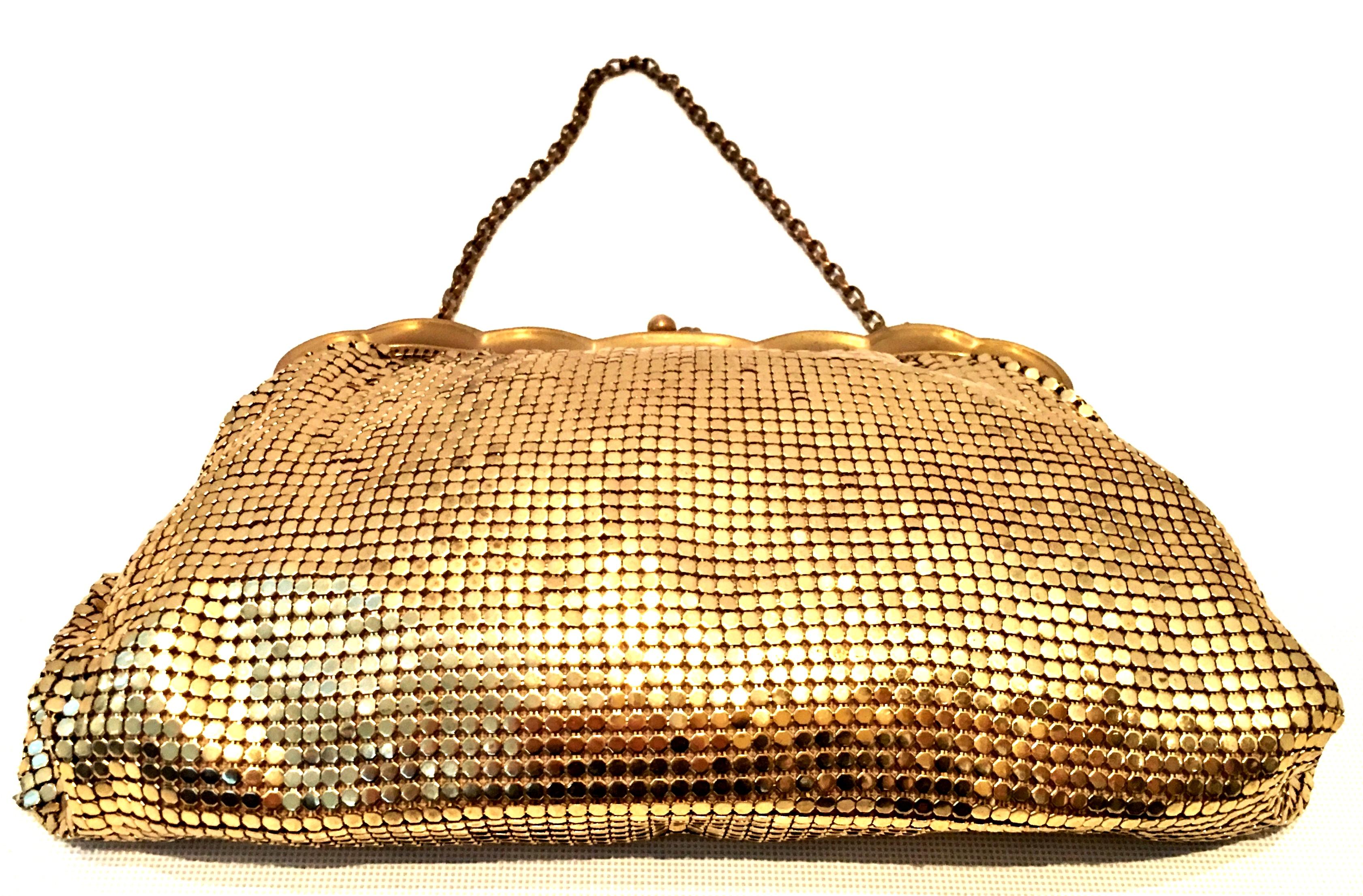 Goldene Metallnetz-Abendtasche aus der Mitte des 20. Jahrhunderts von:: Whiting & Davis 2