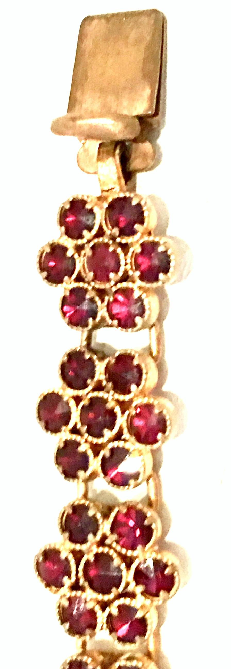 Mid-20th Century Gold & Natural Rose Cut Garnet Link Bracelet 5