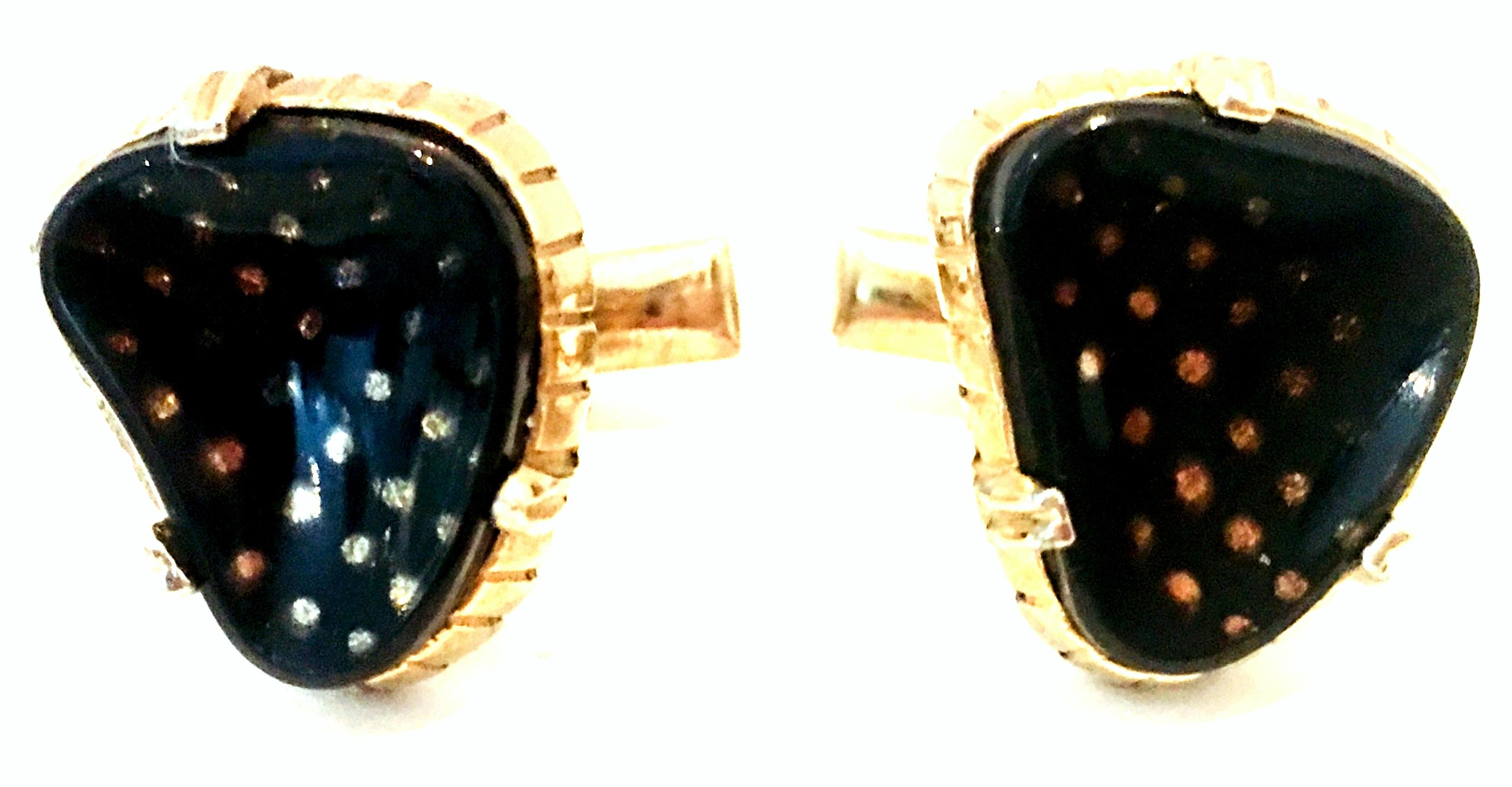 Mid-20th Century Gold Plate & Lucite Pair Of Cuff Links & Tie Clip S/3 In Good Condition For Sale In West Palm Beach, FL