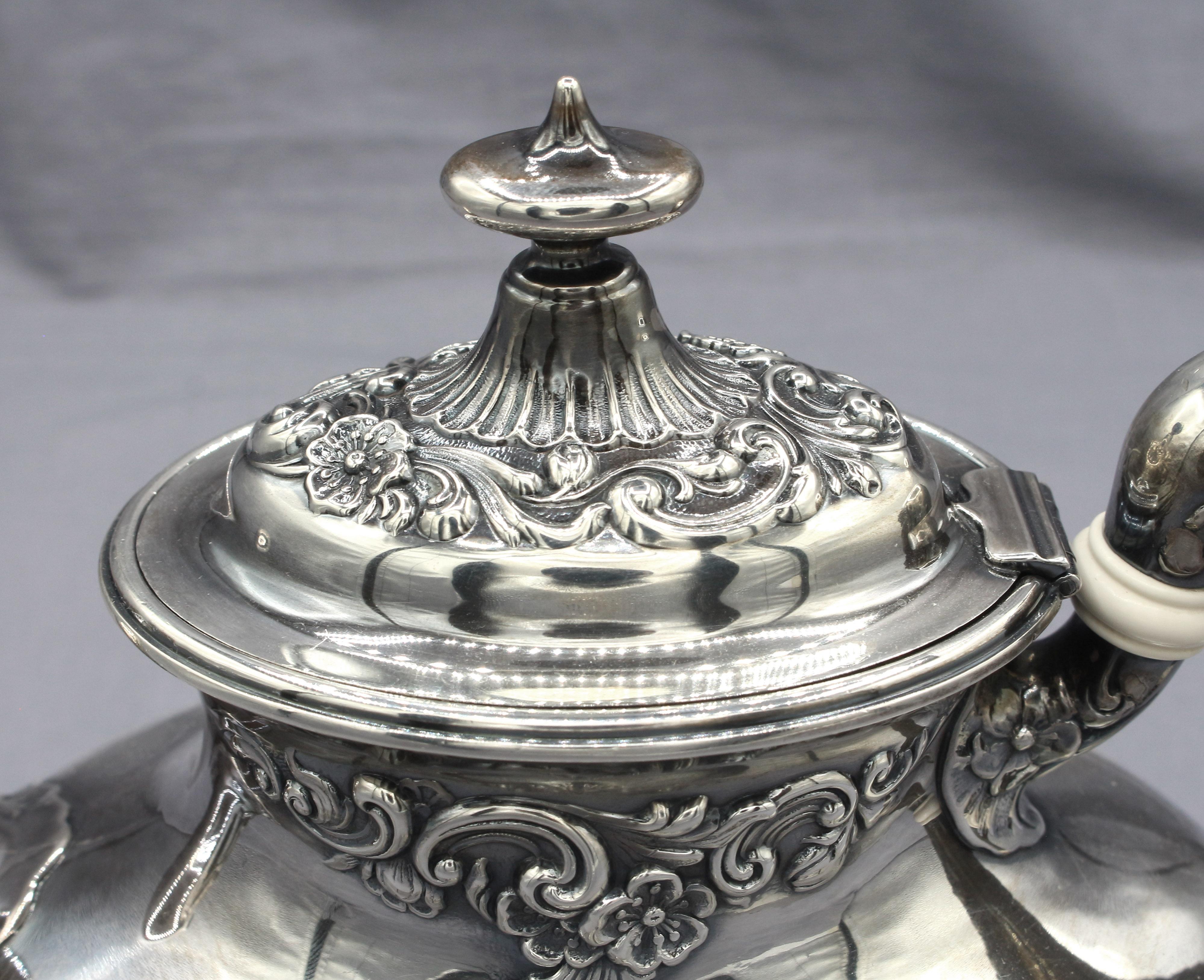 Servicio de té y café de 4 piezas Gorham de plata de ley de mediados del siglo XX Estadounidense en venta