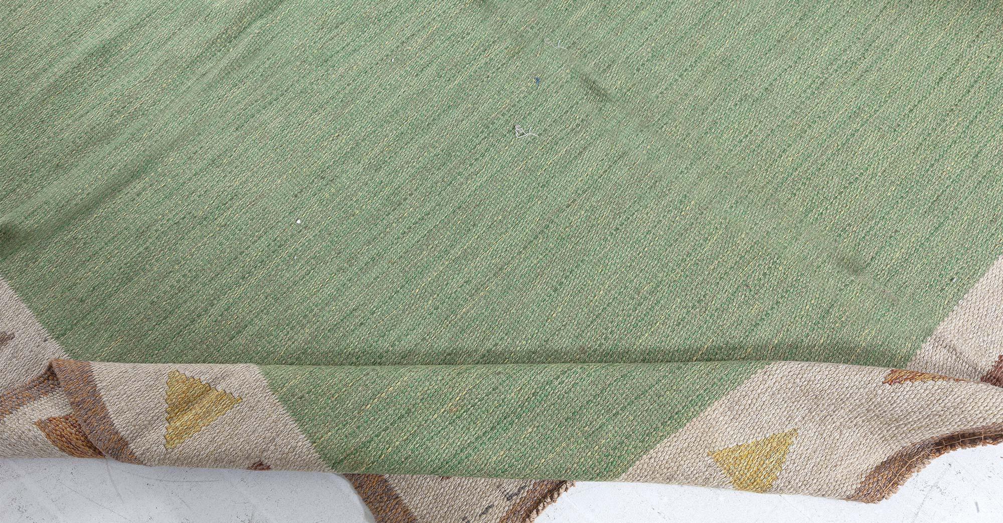 Mid-20th Century Green Swedish Flat-Woven Rug For Sale 2