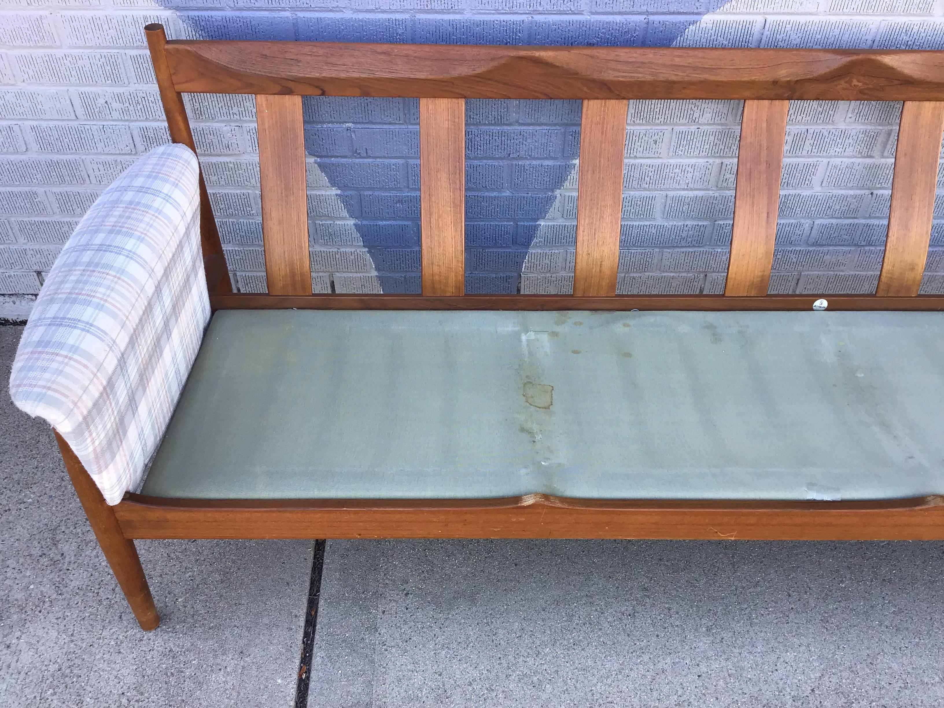 Sofá moderno danés de 4 plazas de mediados del siglo XX Grete Jalk para France & Sons en venta 6