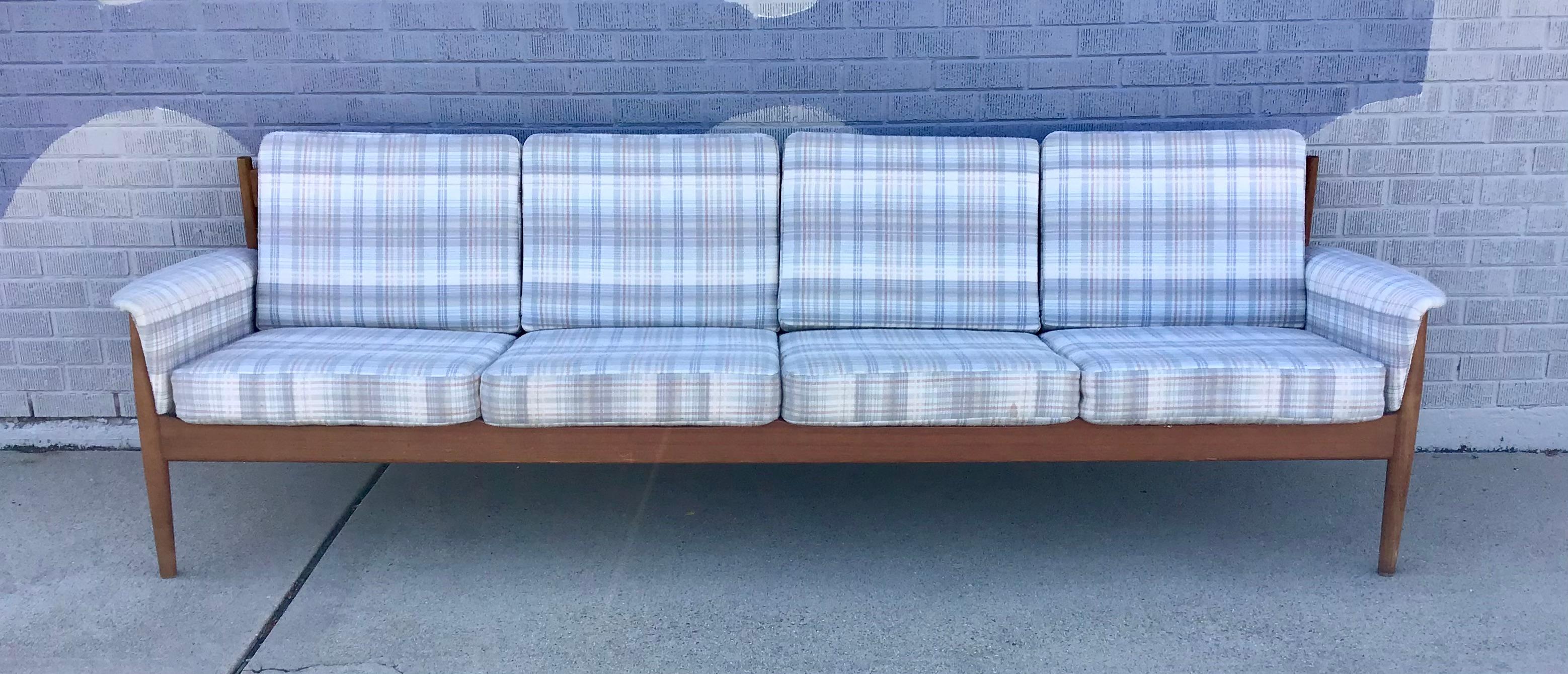 Sofá moderno danés de 4 plazas de mediados del siglo XX Grete Jalk para France & Sons en venta 2