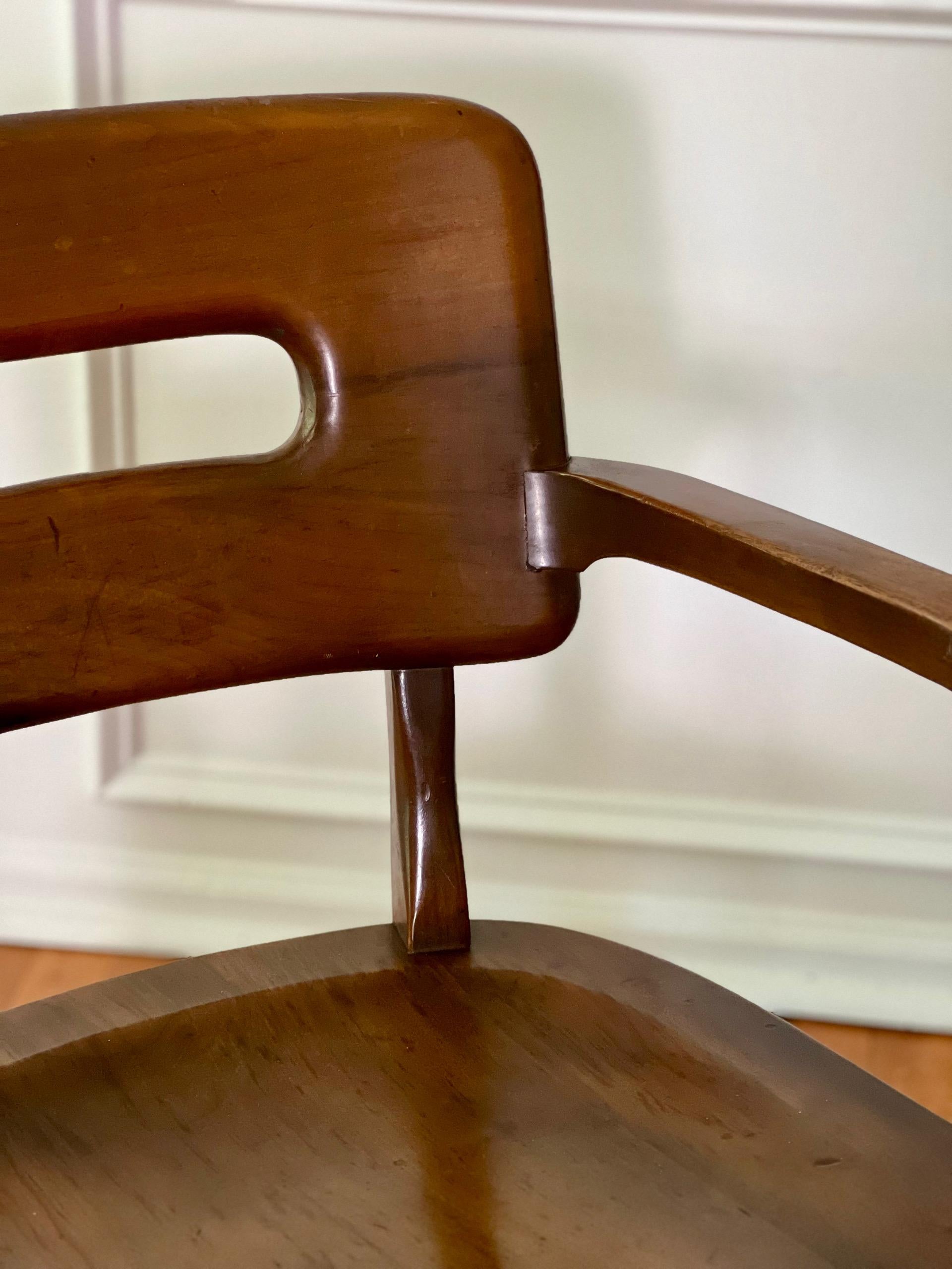 Mid 20th Century Gunlocke Walnut Side Armchair For Sale 3
