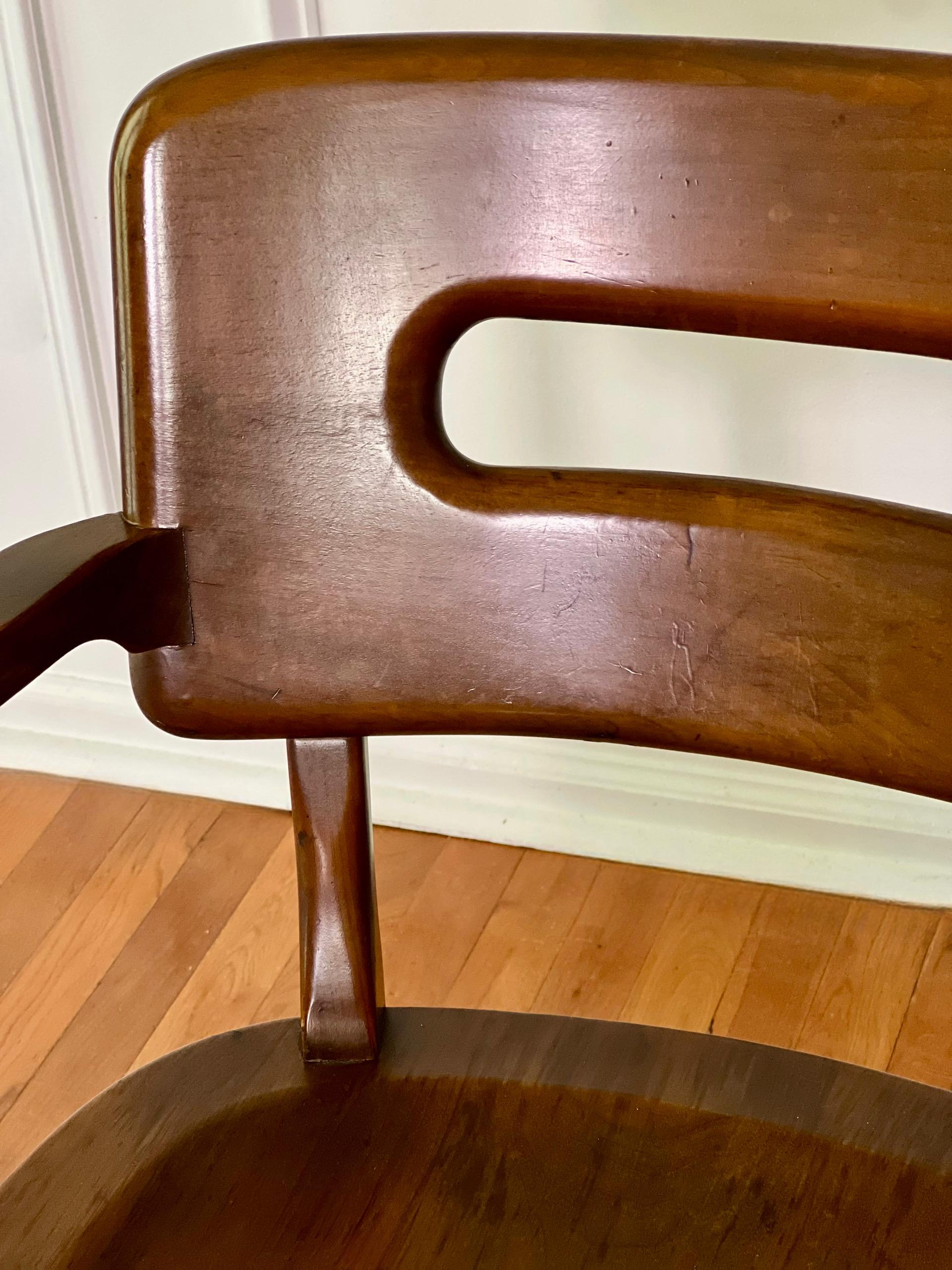 Mid 20th Century Gunlocke Walnut Side Armchair For Sale 4