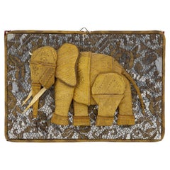 Œuvre d'art d'éléphant perlée à la main du milieu du XXe siècle