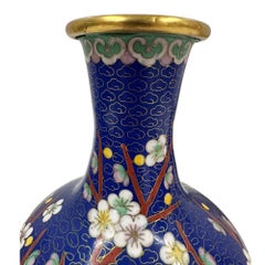 Handgefertigte antike chinesische Cloisonné-Vase aus der Mitte des 20. Jahrhunderts