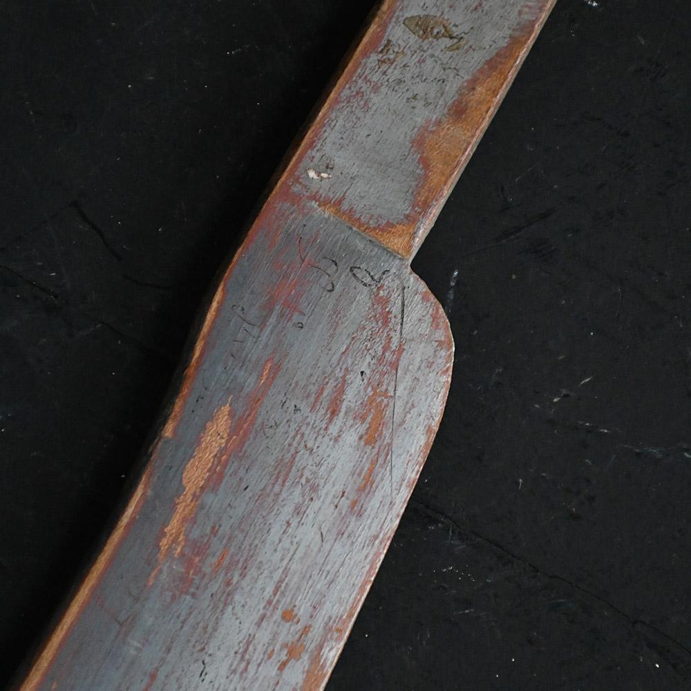 Pino Insegna commerciale per barbieri in pino, realizzata a mano, della metà del 20° secolo in vendita