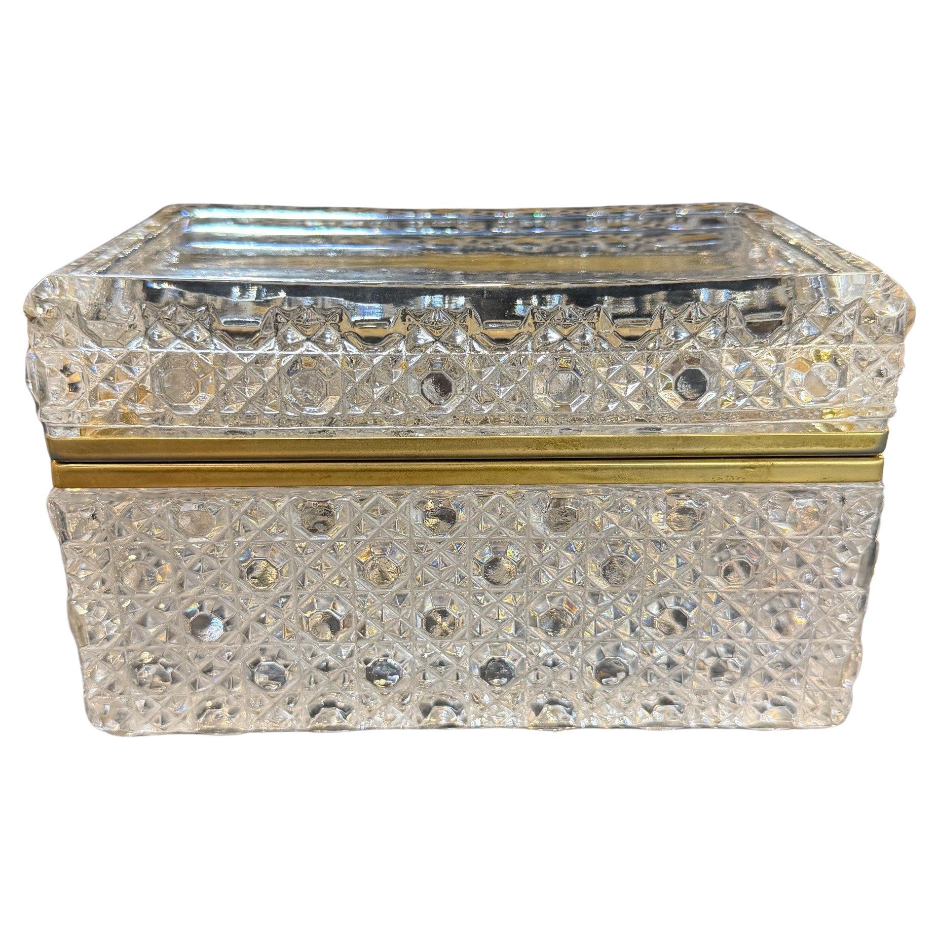 Boîte à bijoux en cristal de plomb taillé à la main du milieu du 20e siècle ou boîte à vêtements allemande