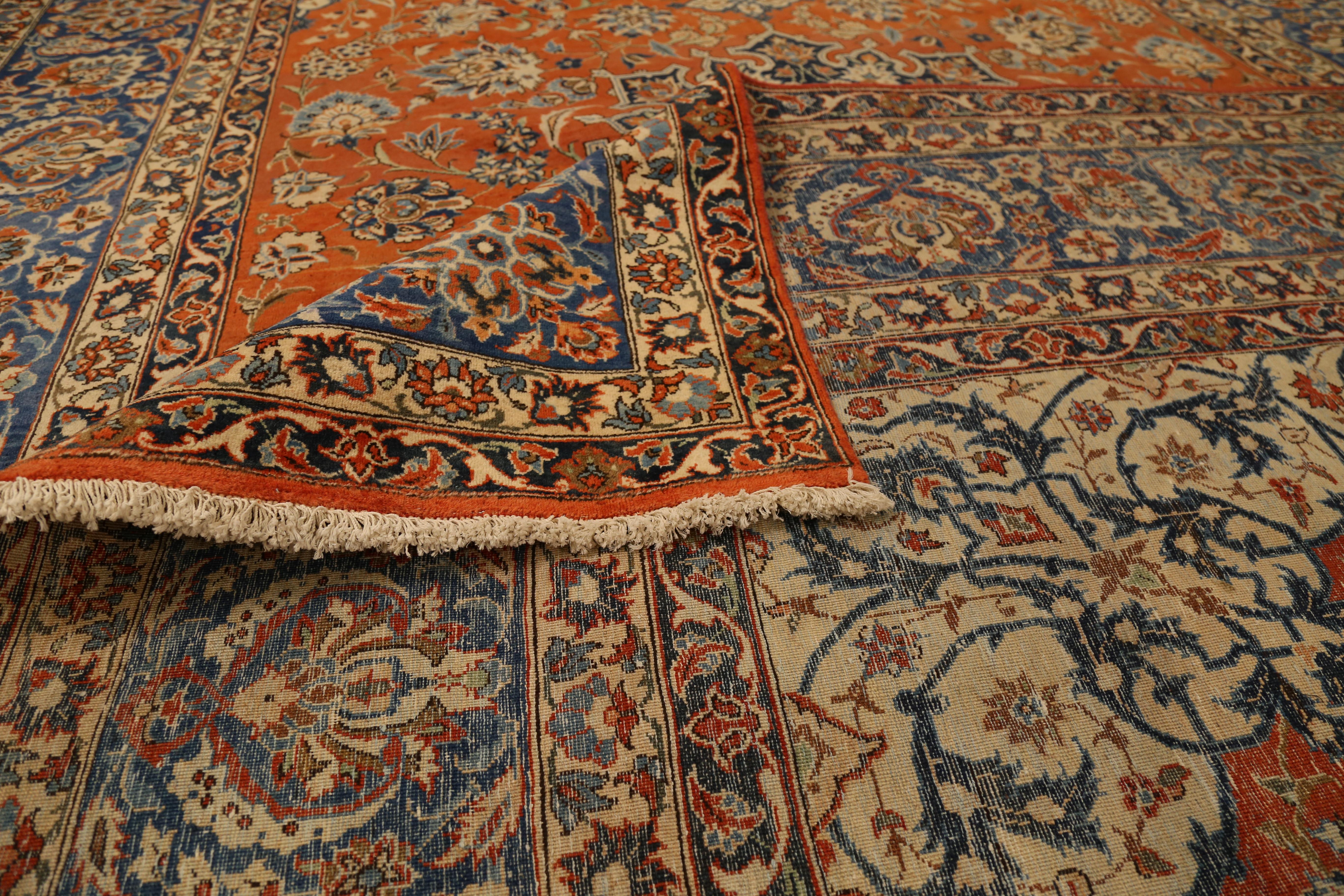 Hand-Knotted Mid-20th Century Hand Knotted Persian Isfahan Rug  For Sale