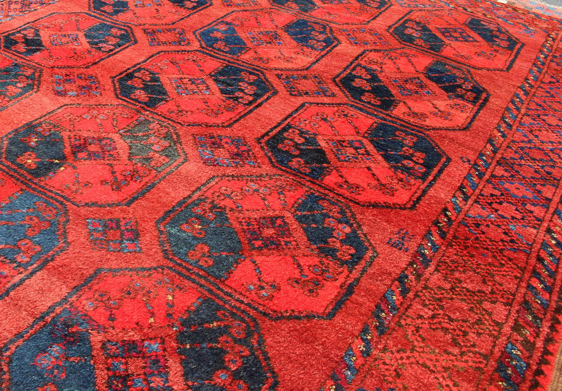 Milieu du XXe siècle Tapis Turkomen Ersari noué à la main en laine avec motifs Gul en vente 3