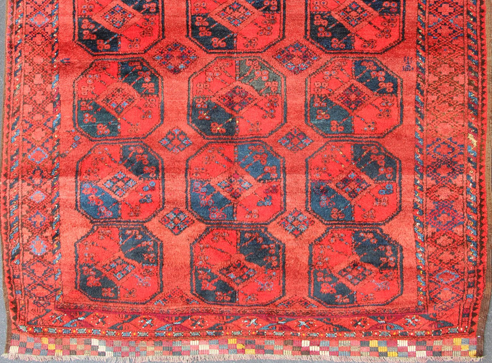 Milieu du XXe siècle Tapis Turkomen Ersari noué à la main en laine avec motifs Gul en vente 7
