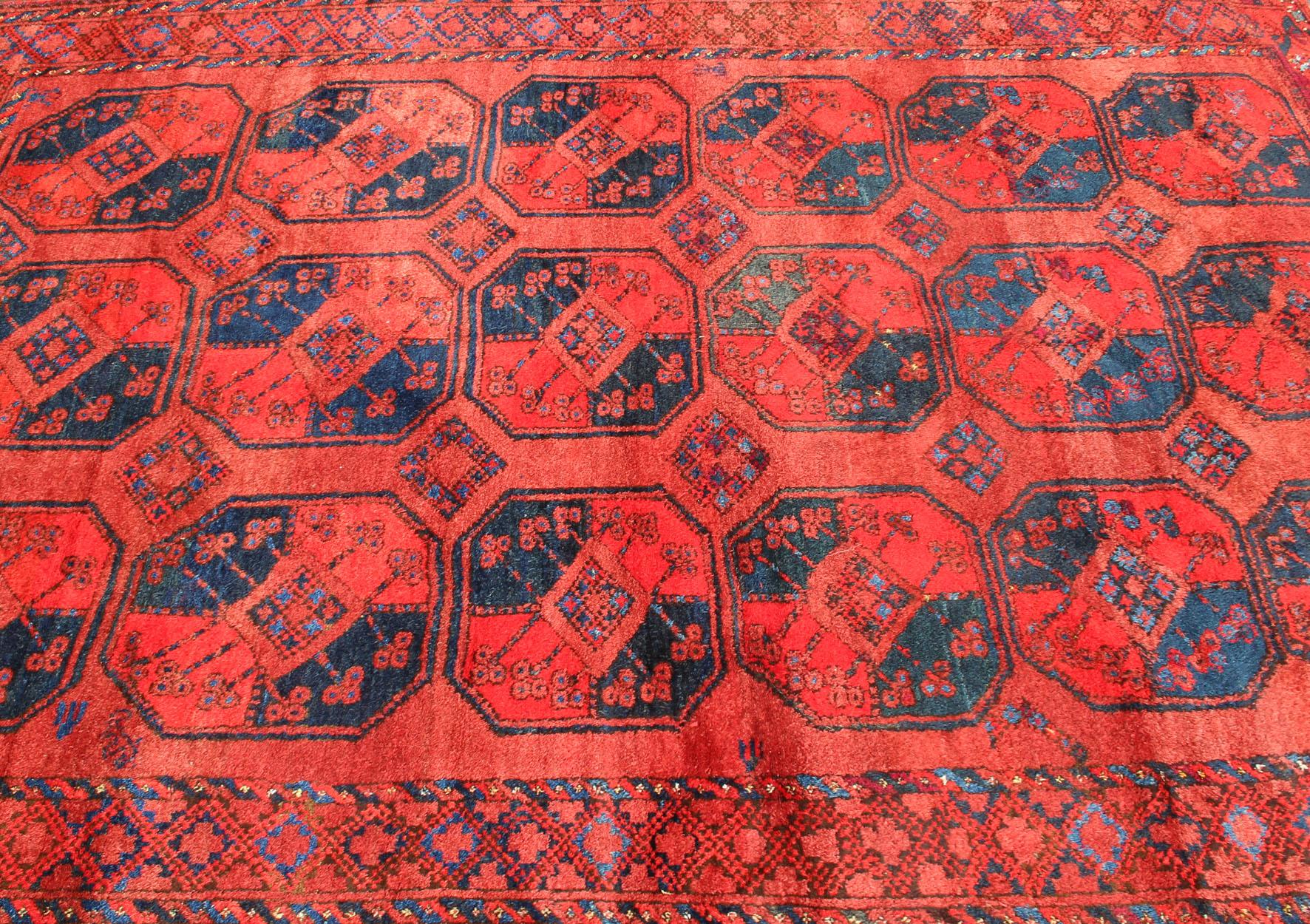 Milieu du XXe siècle Tapis Turkomen Ersari noué à la main en laine avec motifs Gul en vente 1