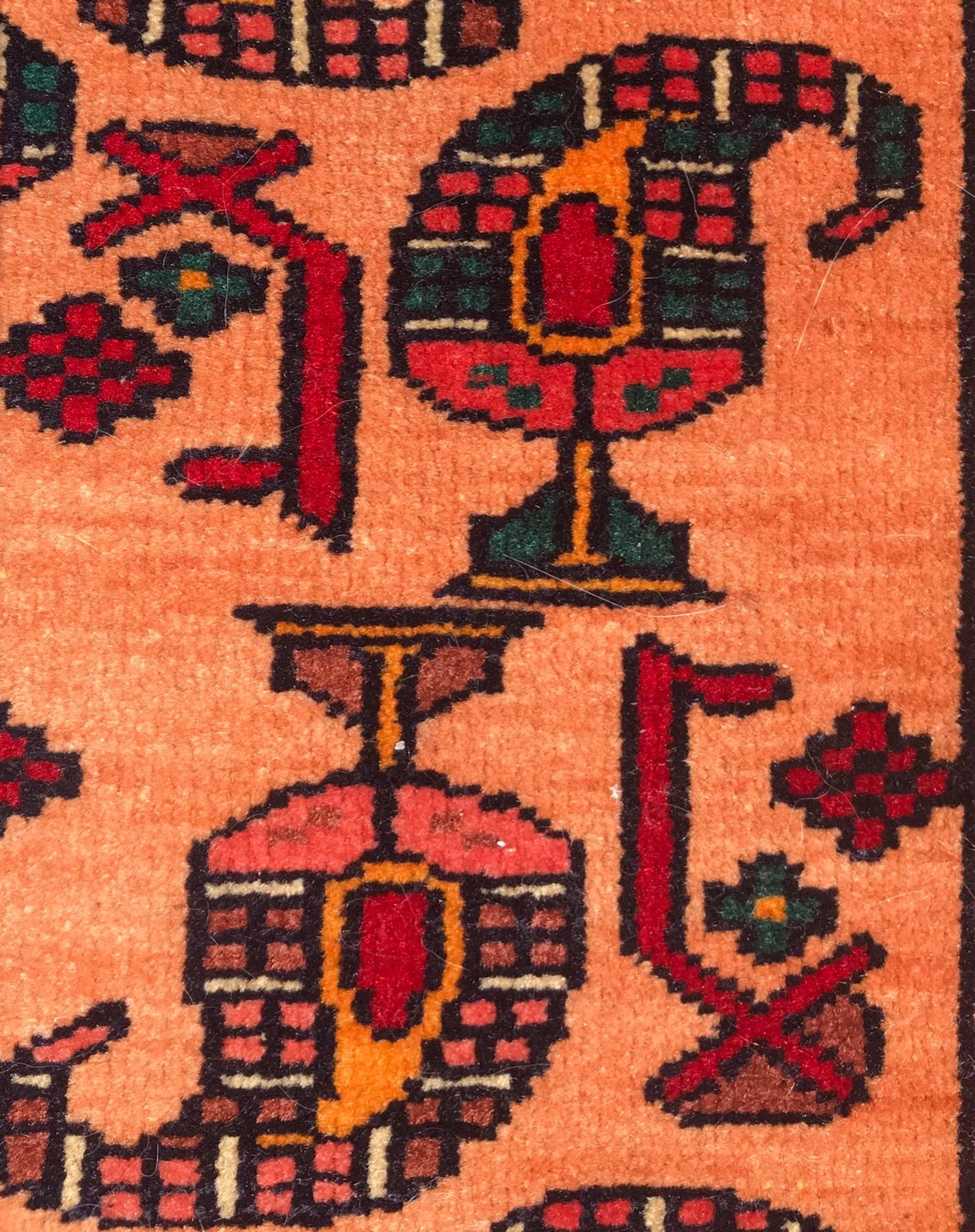 Hand-Woven Mid 20th Century Hand Woven Persian Bashir Rug For Sale