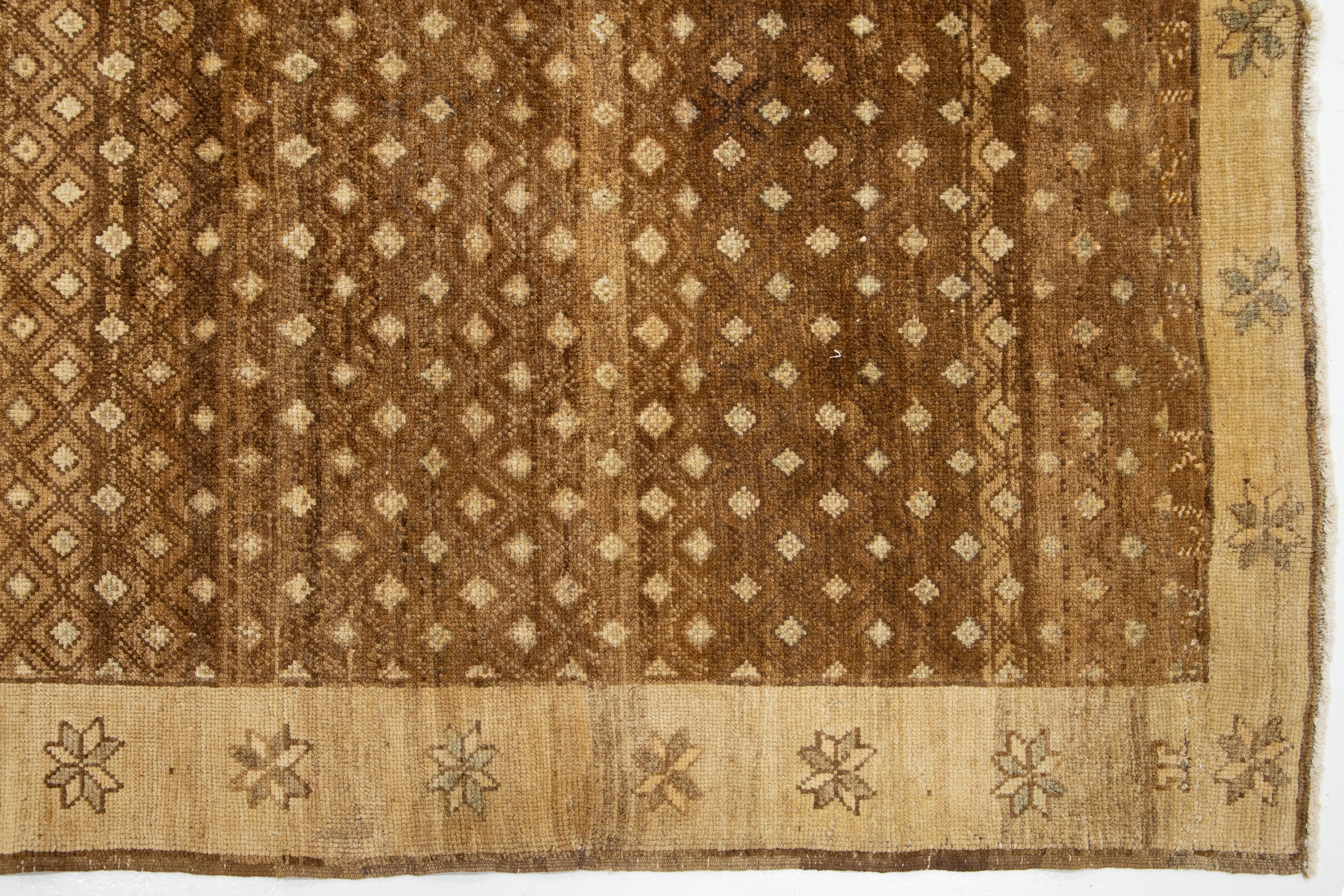 Mid-20th Century Handcrafted Brown Vintage Anatolian Kars Wool Rug For Sale 4