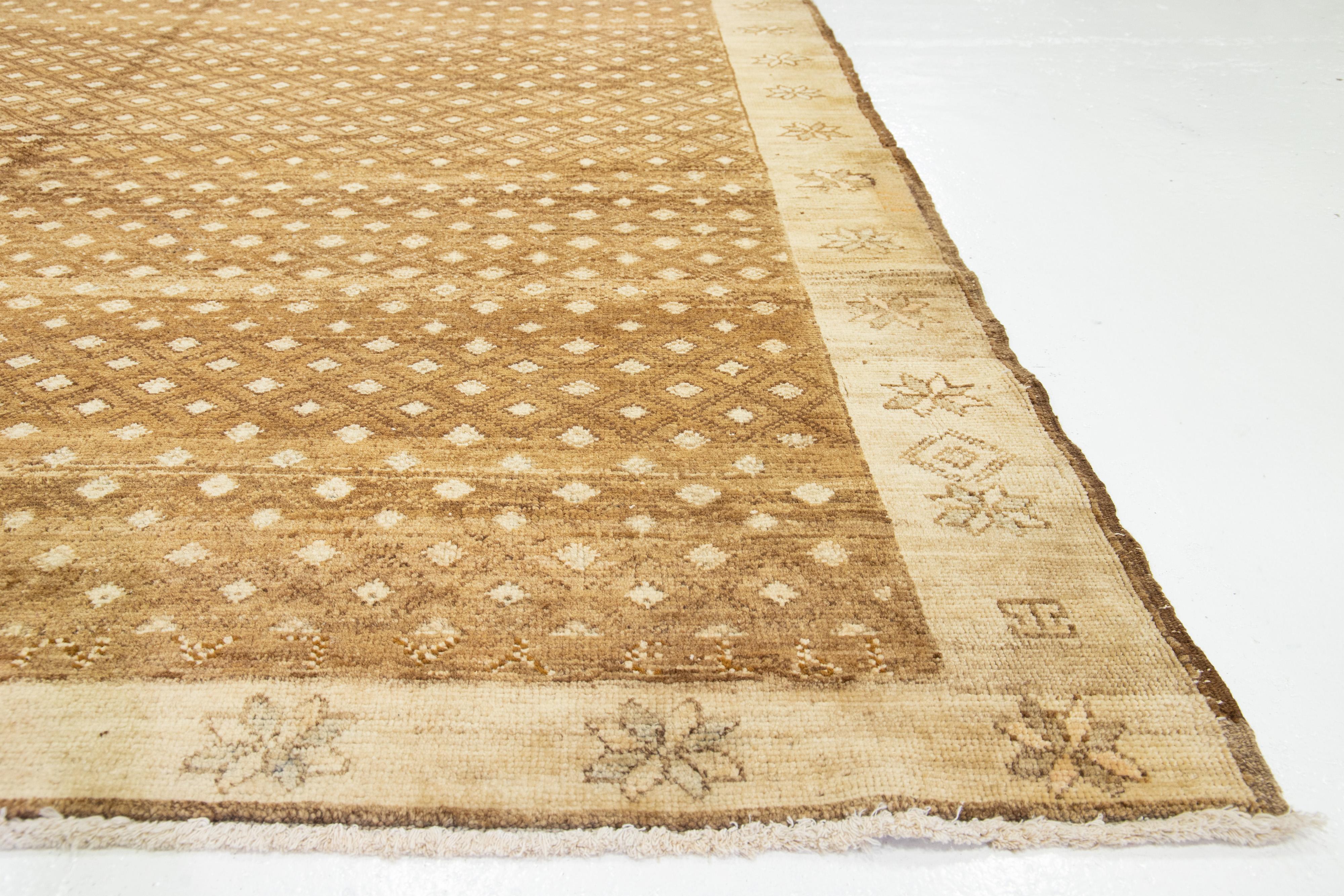 Mid-20th Century Handcrafted Brown Vintage Anatolian Kars Wool Rug For Sale 8