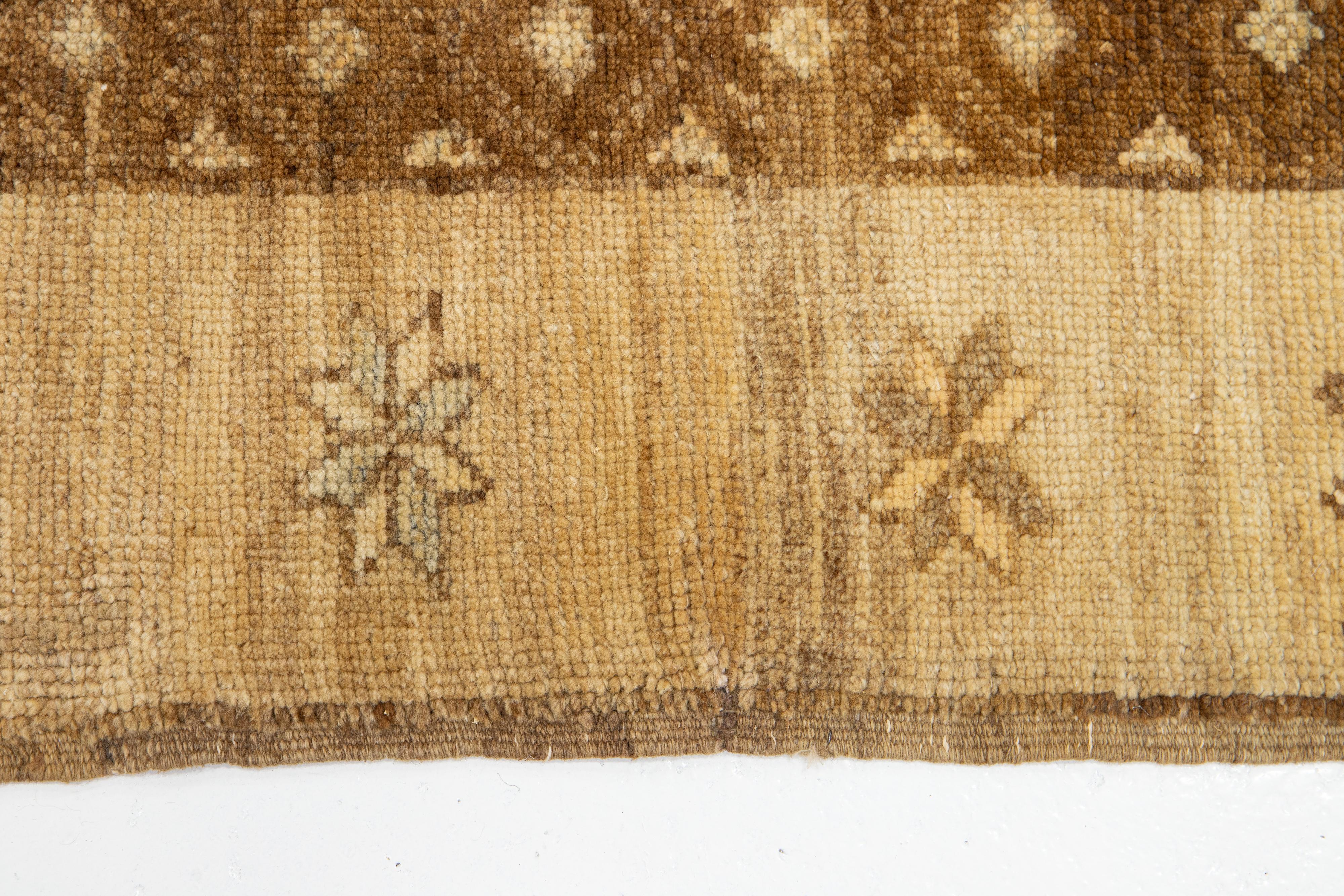 Mid-20th Century Handcrafted Brown Vintage Anatolian Kars Wool Rug For Sale 11