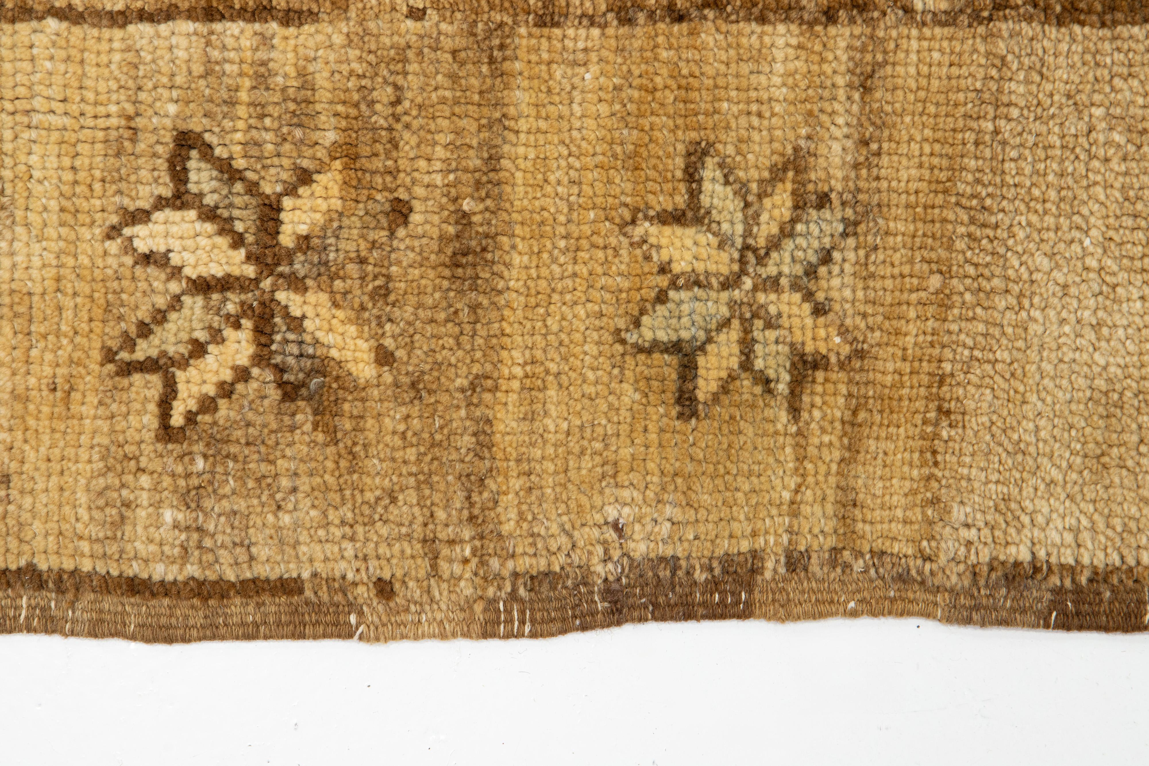 Mid-20th Century Handcrafted Brown Vintage Anatolian Kars Wool Rug For Sale 12