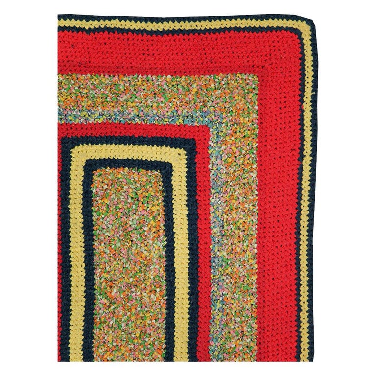 Mid20th Century Handmade American Rag Throw Rug For Sale at 1stDibs
