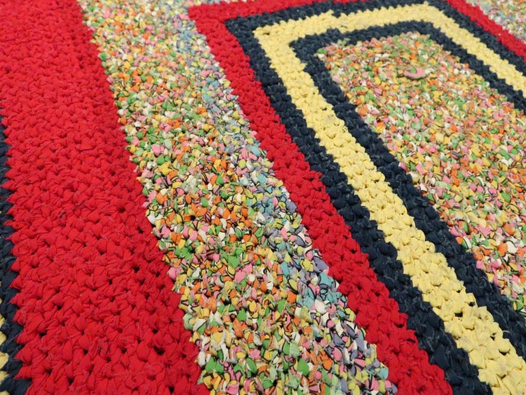 Mid20th Century Handmade American Rag Throw Rug For Sale at 1stDibs