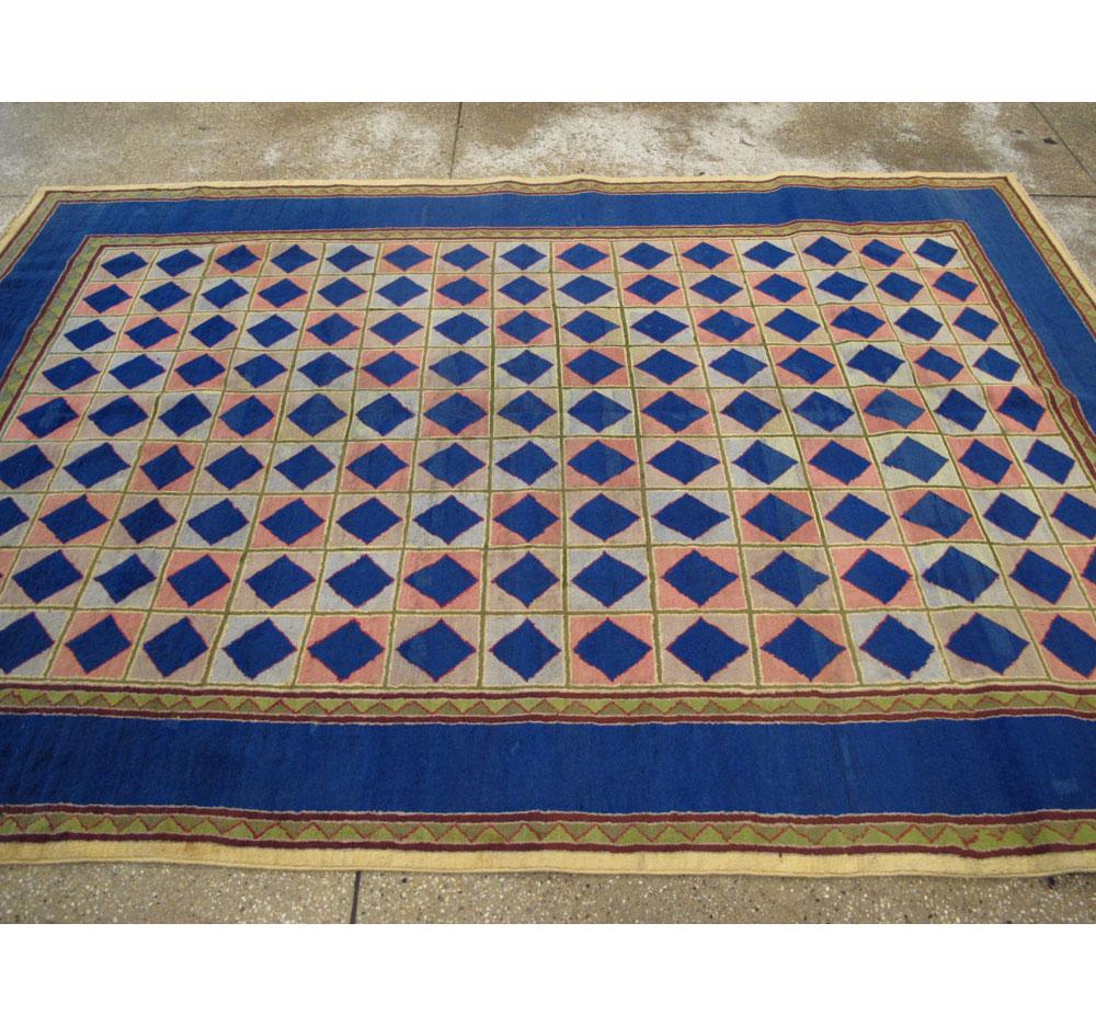 Mid-20th Century Handmade Art Deco Style Accent Rug For Sale 1