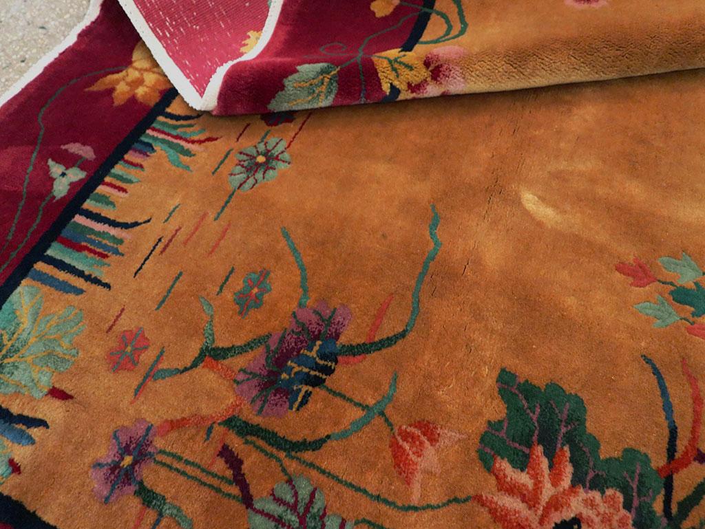 Handgefertigter chinesischer Art-déco-Akzent-Teppich aus der Mitte des 20. Jahrhunderts im Angebot 3