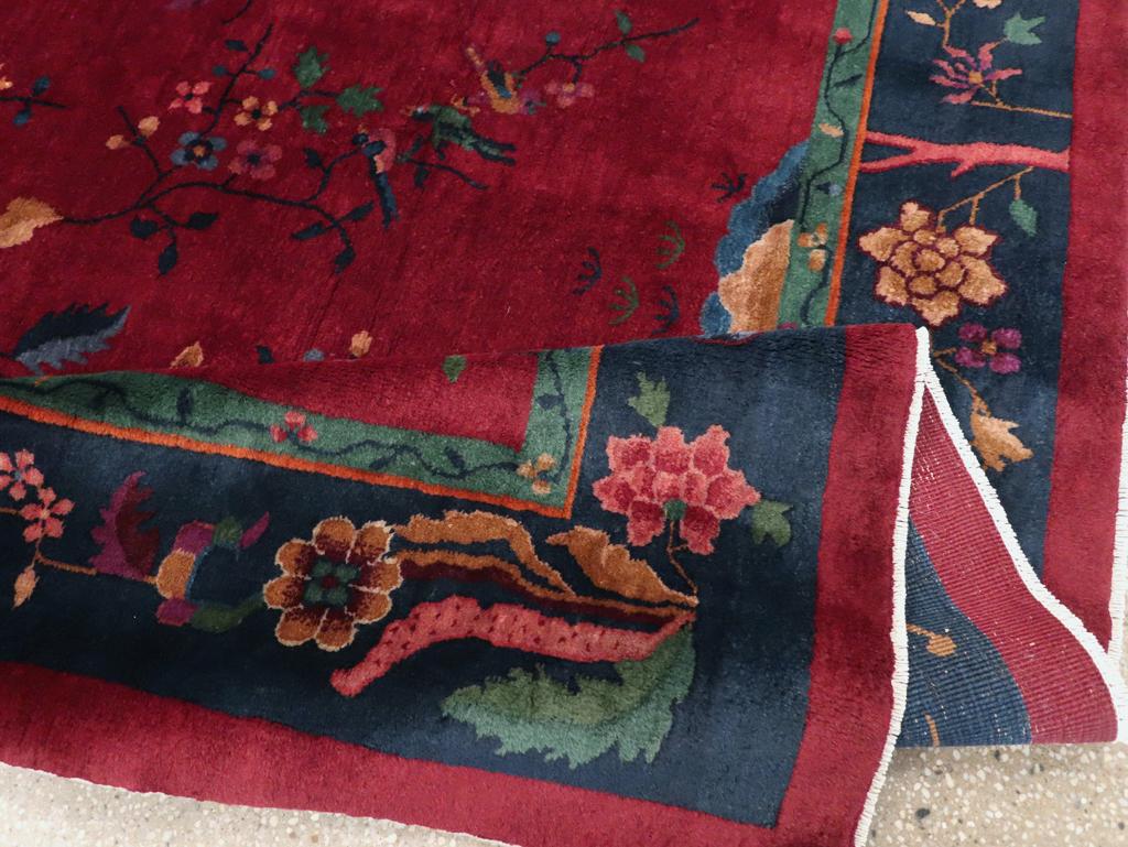 Mitte des 20. Jahrhunderts handgefertigte chinesische Art-Deco-Akzent-Teppich (Wolle) im Angebot