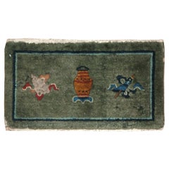 Mid-20th Century Handmade Chinese Peking Throw Rug in Green