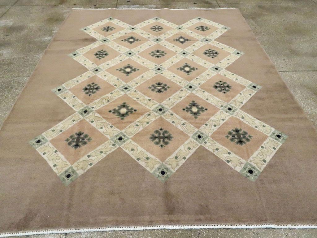 Hand-Knotted Mid-20th Century Handmade French Moderne Accent Rug by Leleu