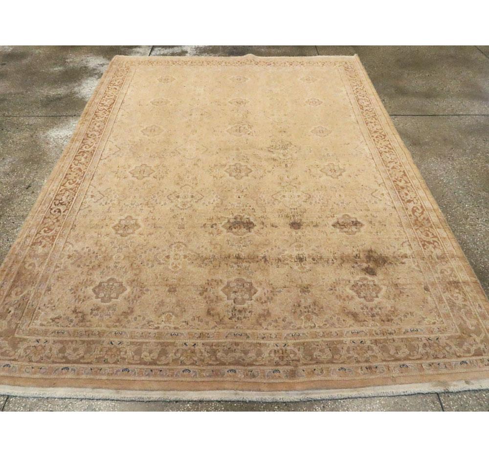Hand-Knotted Mid-20th Century Handmade Indian Lahore Accent Rug For Sale