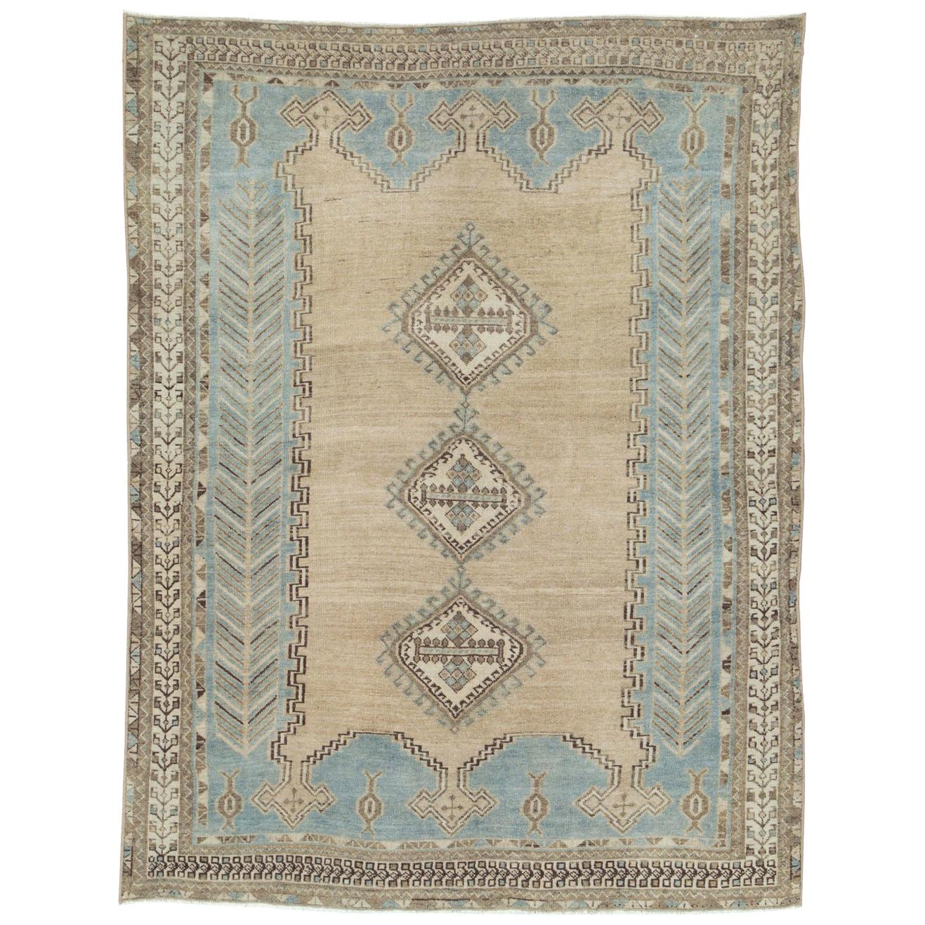 Mid-20th Century Handmade Persian Afshar Accent Rug in Light Grey and Cream