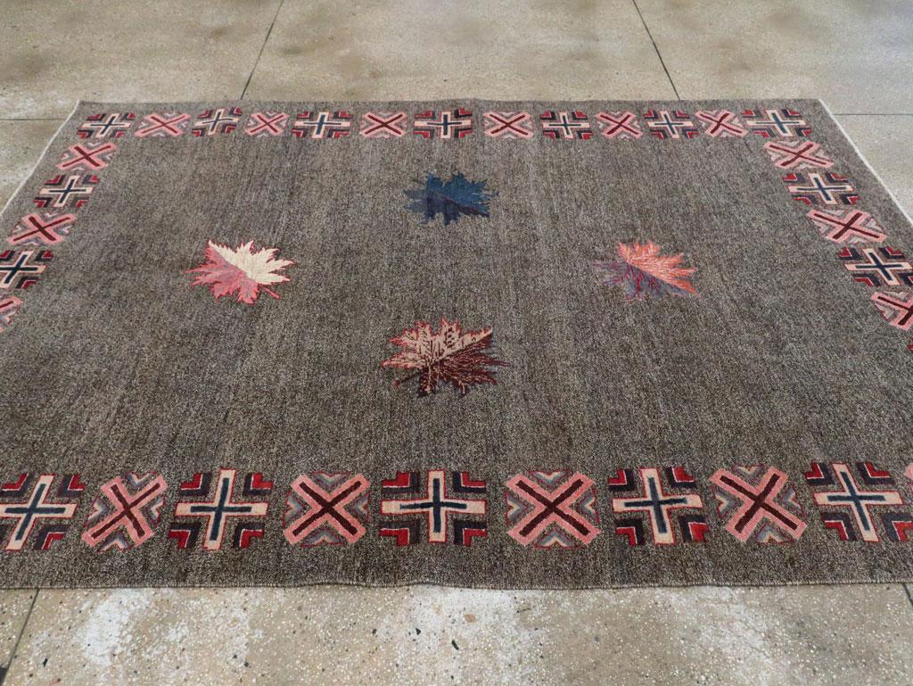Noué à la main Tapis Art Déco persan Mashad d'appoint fait à la main du milieu du 20e siècle en vente