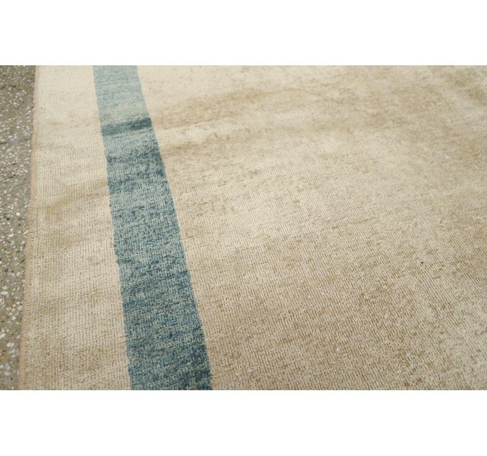 Handgefertigter persischer Mashad-Teppich im Art-déco-Stil aus der Mitte des 20. Jahrhunderts im Zustand „Gut“ im Angebot in New York, NY