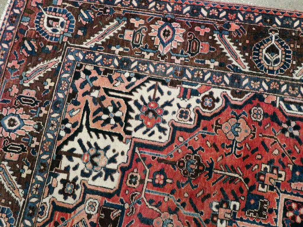 Mid-20th Century Handmade Persian Bakhtiari Tribal Tribal Rug In Good Condition For Sale In New York, NY