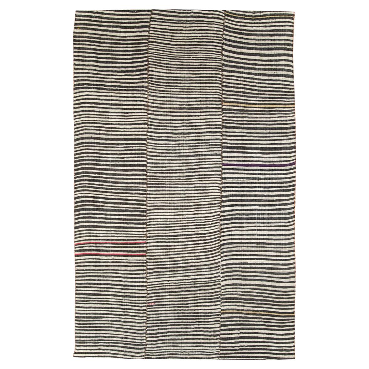 Mid20th Century Handmade Persian FlatWeave Kilim Modern Farmhouse