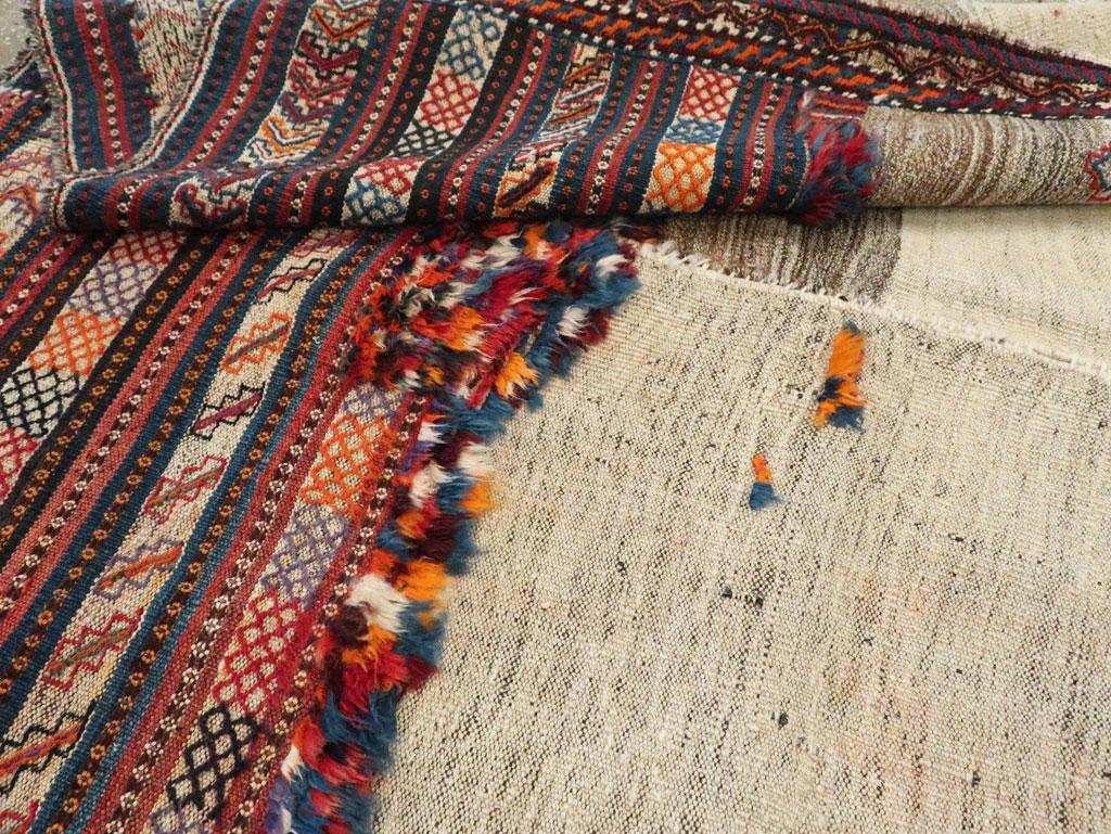 Mid-20th Century Handmade Persian Flatweave Kilim Accent Rug For Sale 4
