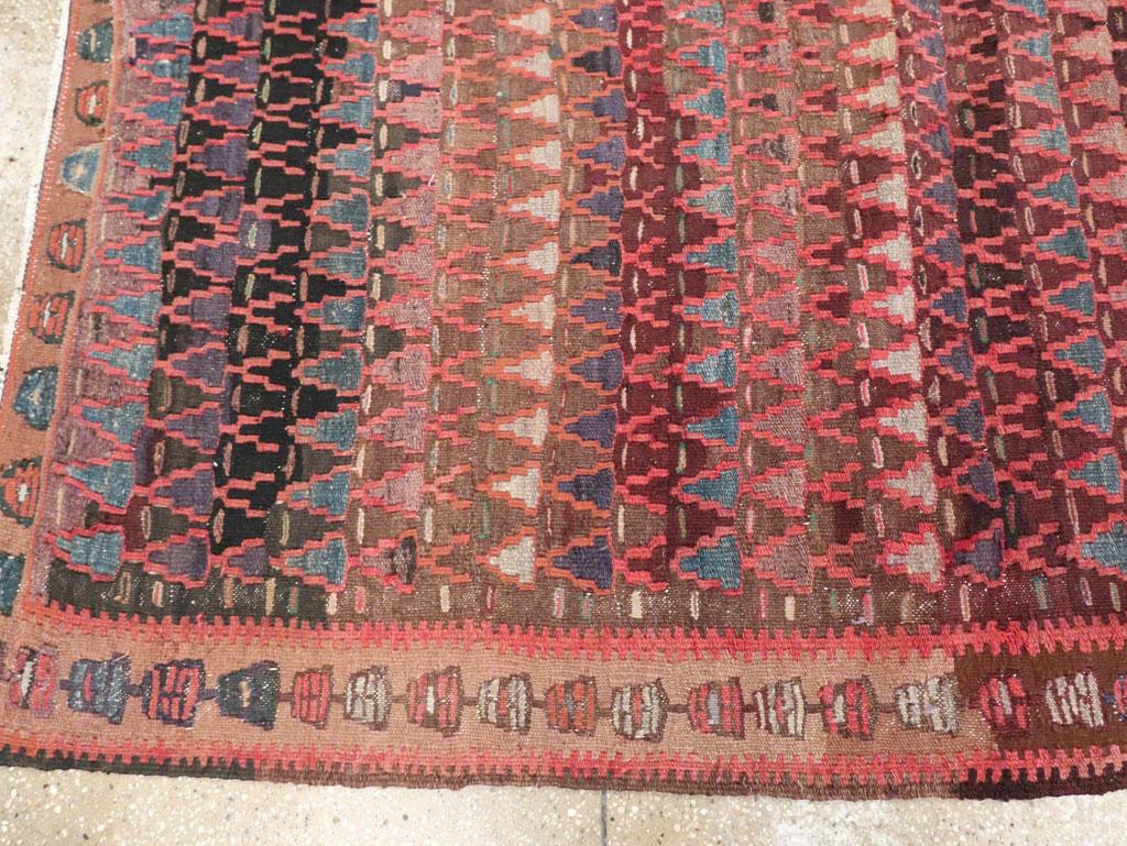 Mid-20th Century Handmade Persian Flatweave Kilim Gallery Carpet For Sale 1