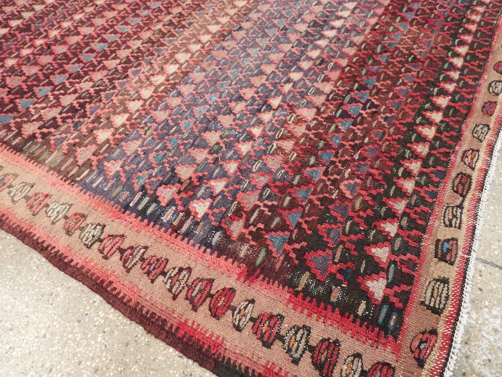 Mid-20th Century Handmade Persian Flatweave Kilim Gallery Carpet For Sale 2