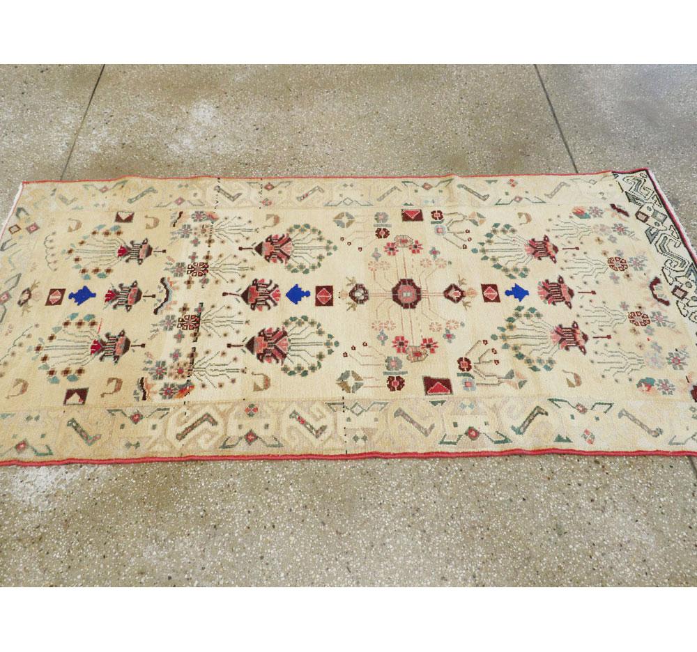 Handgefertigter persischer Hamadan-Teppich aus der Mitte des 20. Jahrhunderts im Angebot 1
