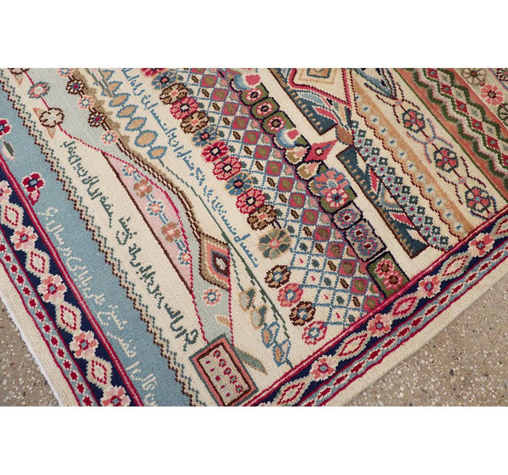 Mid-20th Century Handmade Persian Kashan Accent Carpet For Sale 3