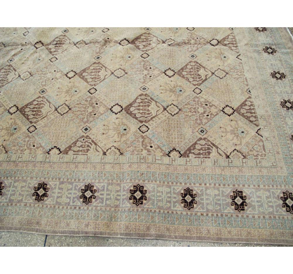 Mid-20th Century Handmade Persian Kashan Large Room Size Carpet For Sale 3