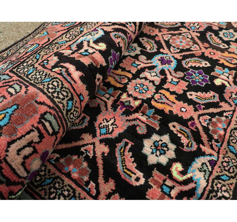 Mid-20th Century Handmade Persian Mahal Gallery Carpet For Sale 4