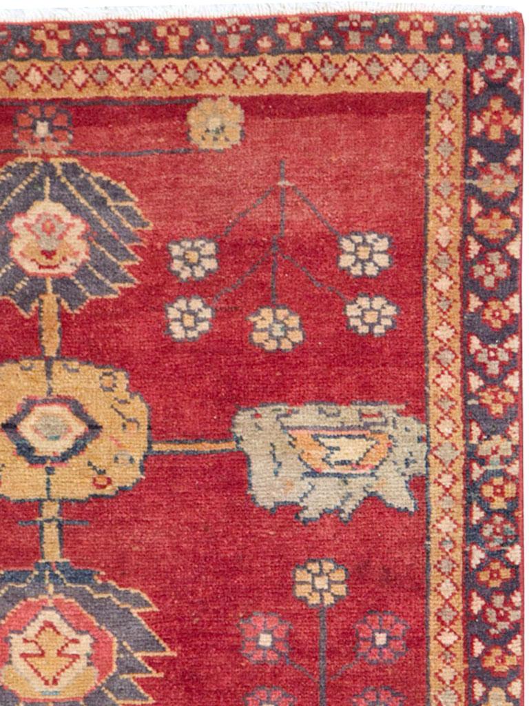 Rustic Mid-20th Century Handmade Persian Mahal Throw Rug For Sale