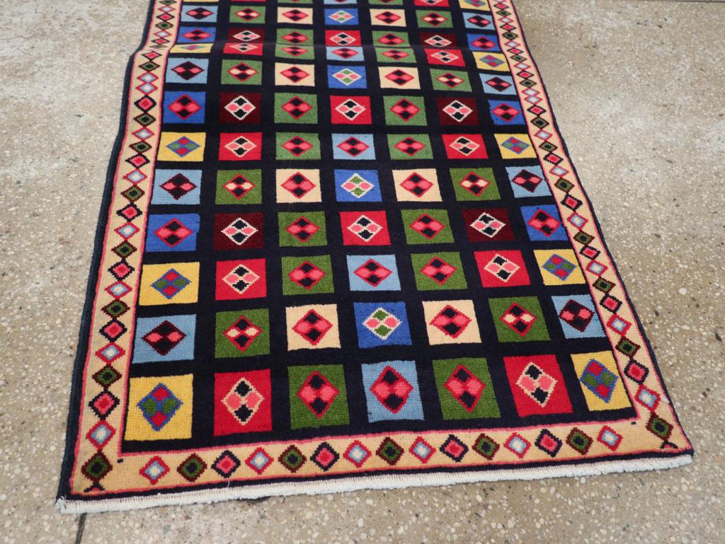 Wool Mid-20th Century Handmade Persian Mahal Throw Rug For Sale