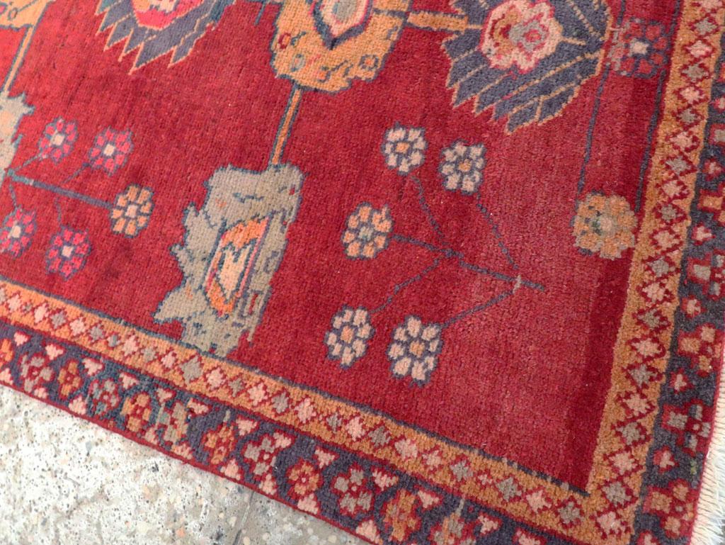 Mid-20th Century Handmade Persian Mahal Throw Rug For Sale 2