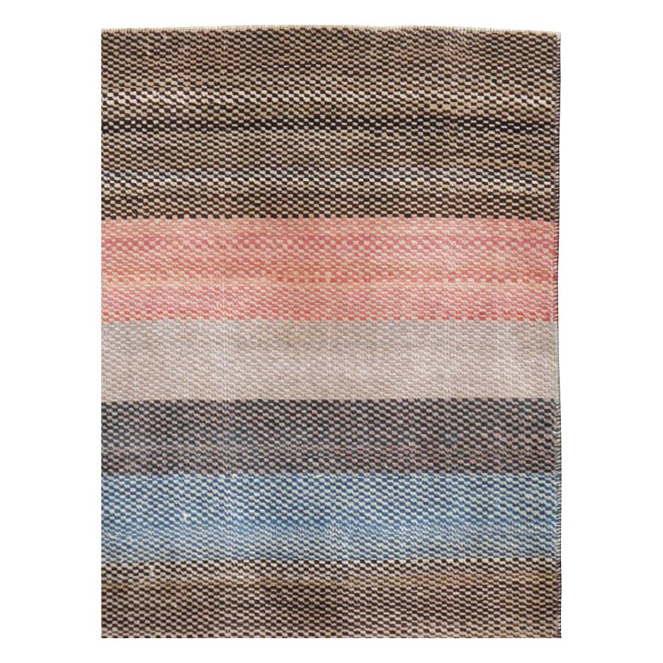 Handgefertigter persischer Malayer-Akzentteppich aus der Mitte des 20. Jahrhunderts (Moderne) im Angebot